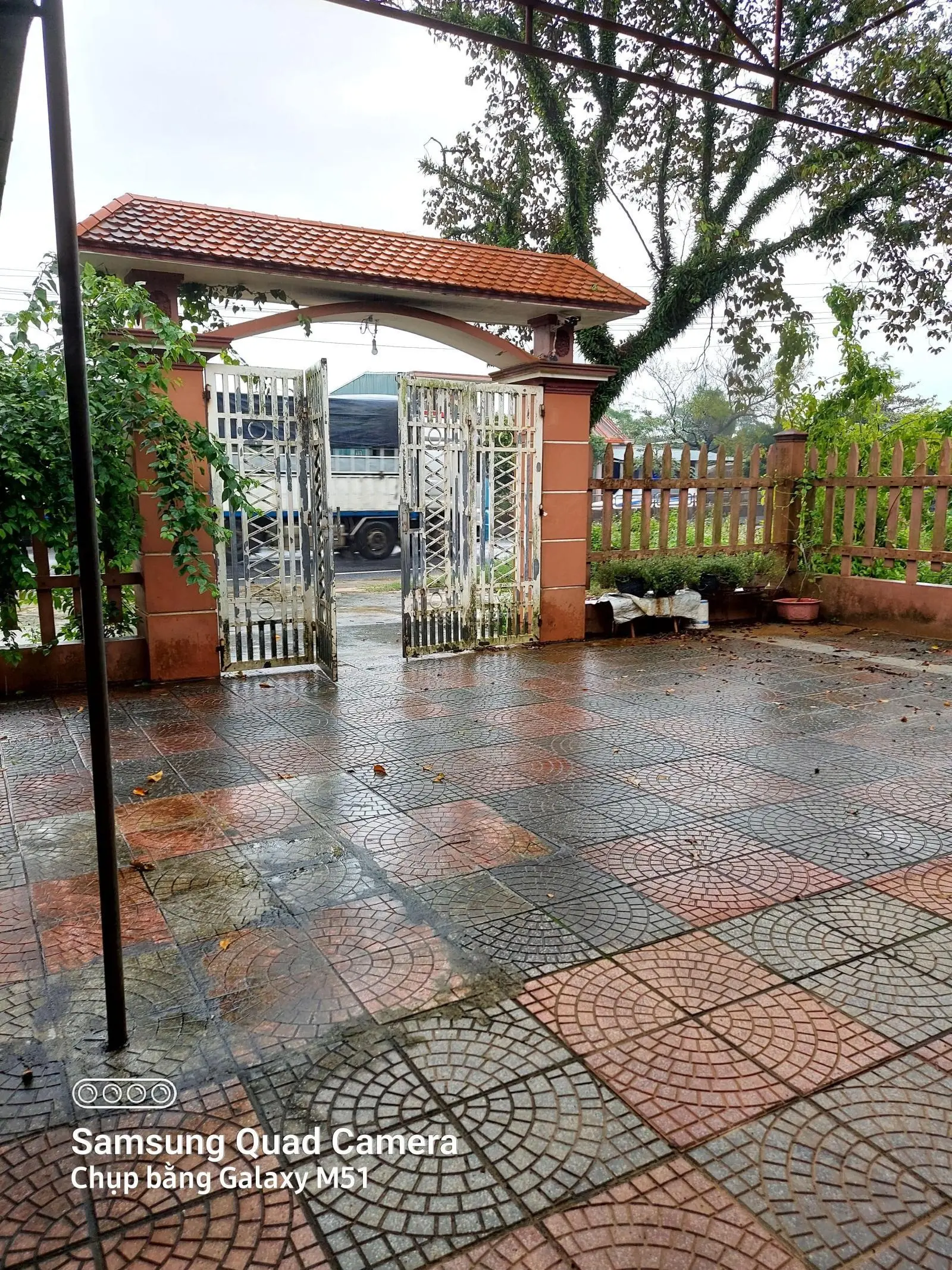 Bán nhà riêng 200/462m2 măt đương QL 1A