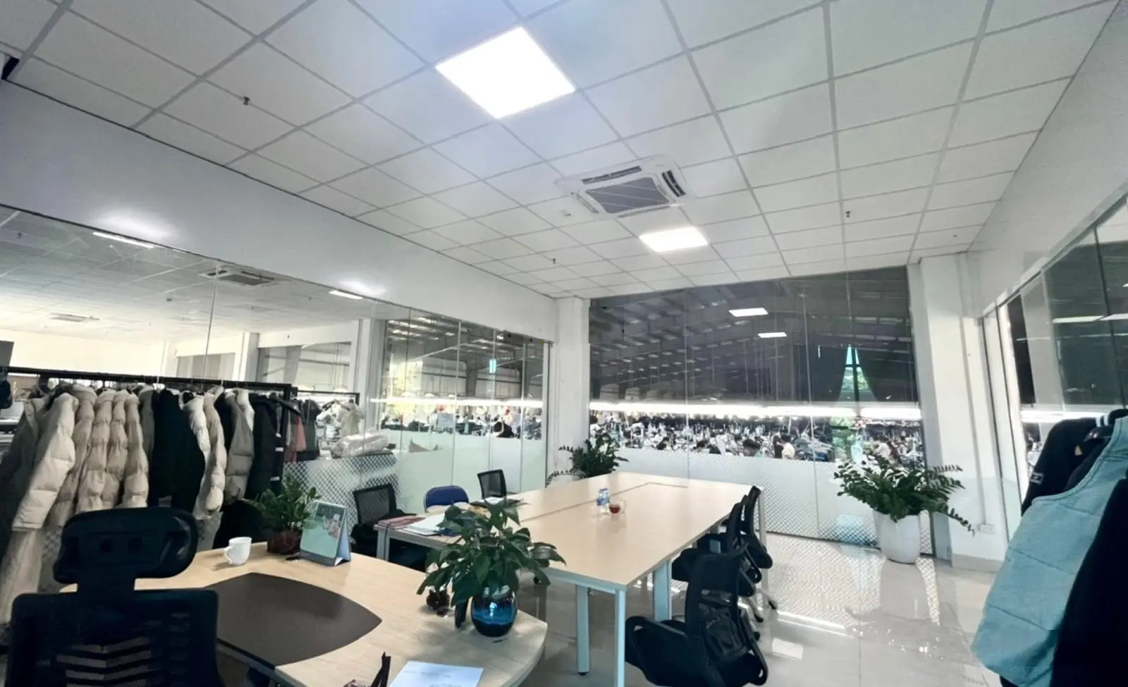 Chuyển nhượng 21.500m2 tổ hợp nhà máy may mặc xuất khẩu tại Thanh Hoá. LH: 0927 878 ***