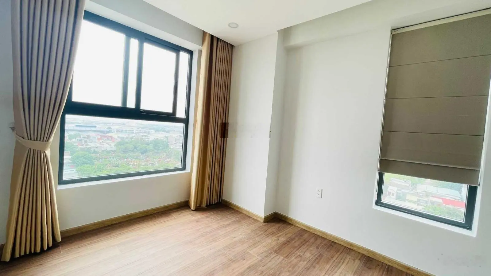 Chủ ngộp thanh toán 20% có ngay căn hộ 3PN - 2WC - giá chỉ 1,9 tỷ - Bcons Garden vào ở ngay