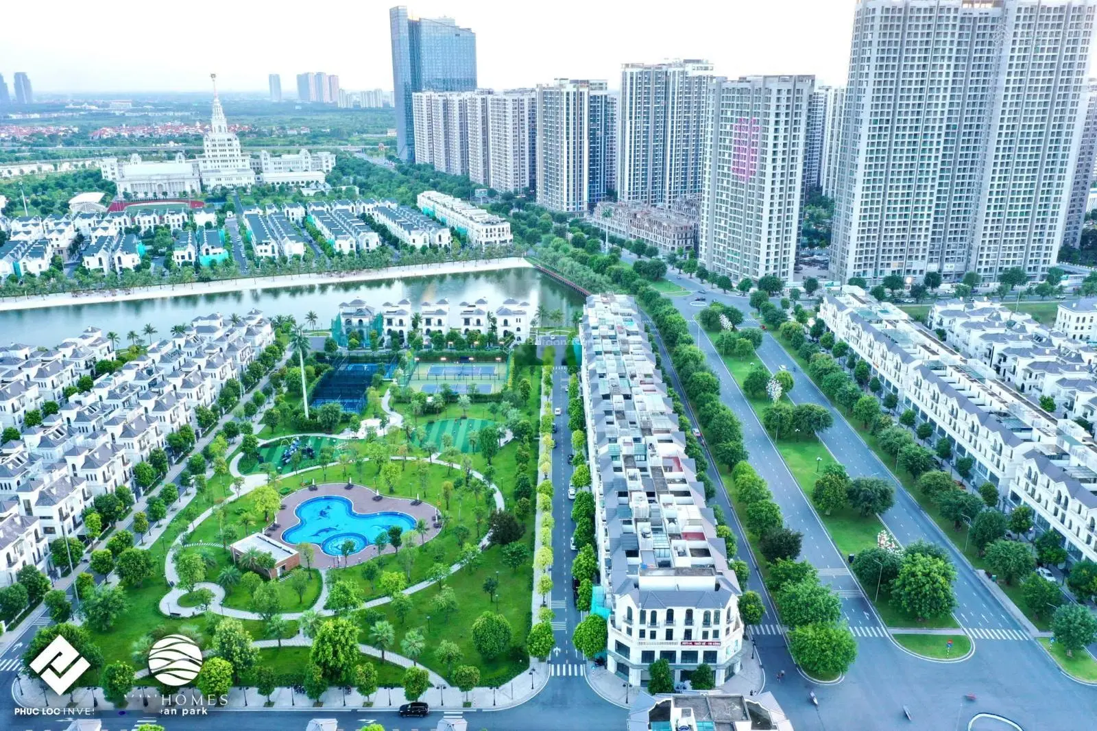 CC bán shophuose xẻ khe Sao Biển 23, DT 94m2, hướng ĐB view hồ vườn hoa, giá 16.9 tỷ, LH 0968870966