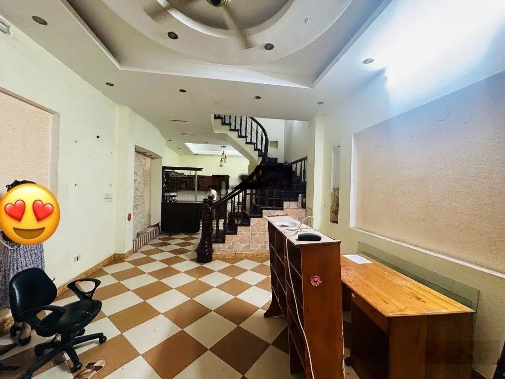 Nhà 2 ô tô tránh, mạc thái tổ, sát Trung Kính lớn, 60m2 mặt tiền 5m phân lô, vỉa hè rộng, 21 tỷ 200