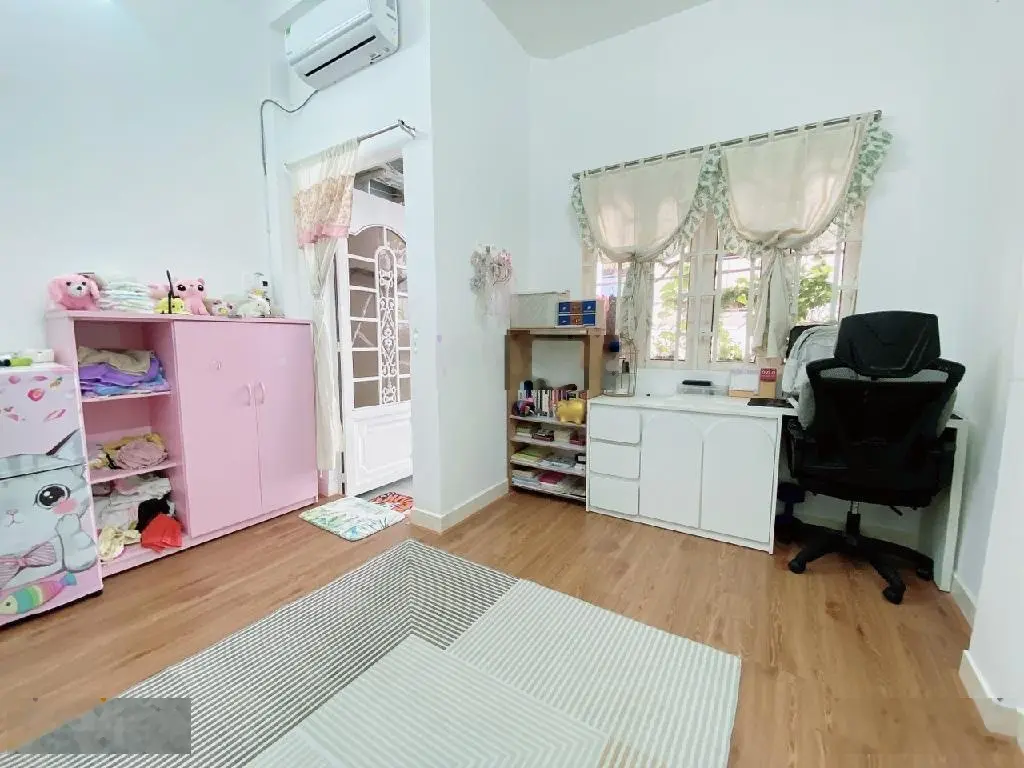 Nhà mới đẹp - ngay vạn hạnh mall - 3 tháng 2 - quận 10 - 50m - 3 tầng - 3pn - 8,7tỷ tl