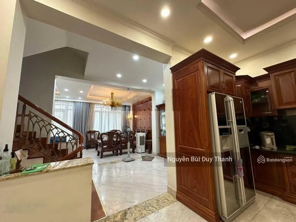Bán gấp CHDV nhà Nguyễn Hữu Cảnh, Bình Thạnh 312m2 HDT 120TR/Tháng giá 45tỷ