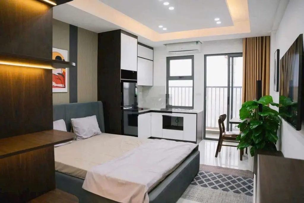 Bán nhà đẹp tại đường cổ linh dt 46,6m2, 6 tầng thang máy, oto vào nhà