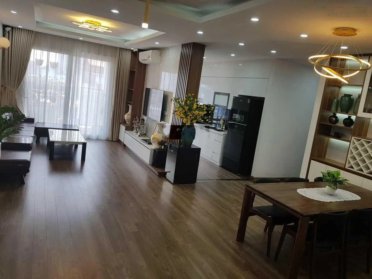 Siêu hot! Căn góc 2 mặt thoáng 126m2/3PN Riverside Garden - full nội thất mới đẹp