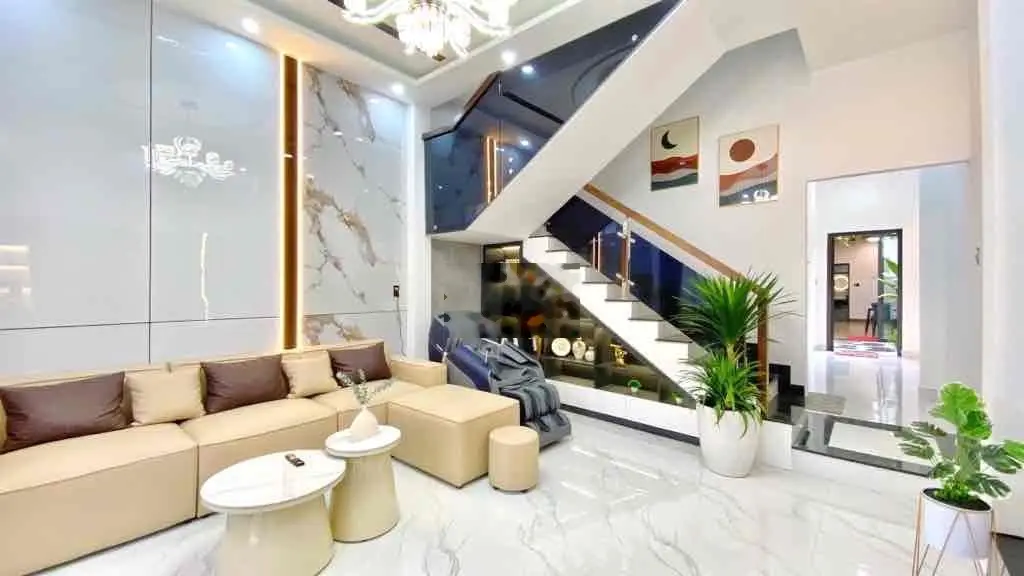 Bán nhà 2 tang kiệt Lê Độ đoạn gần Điện Biên Phủ