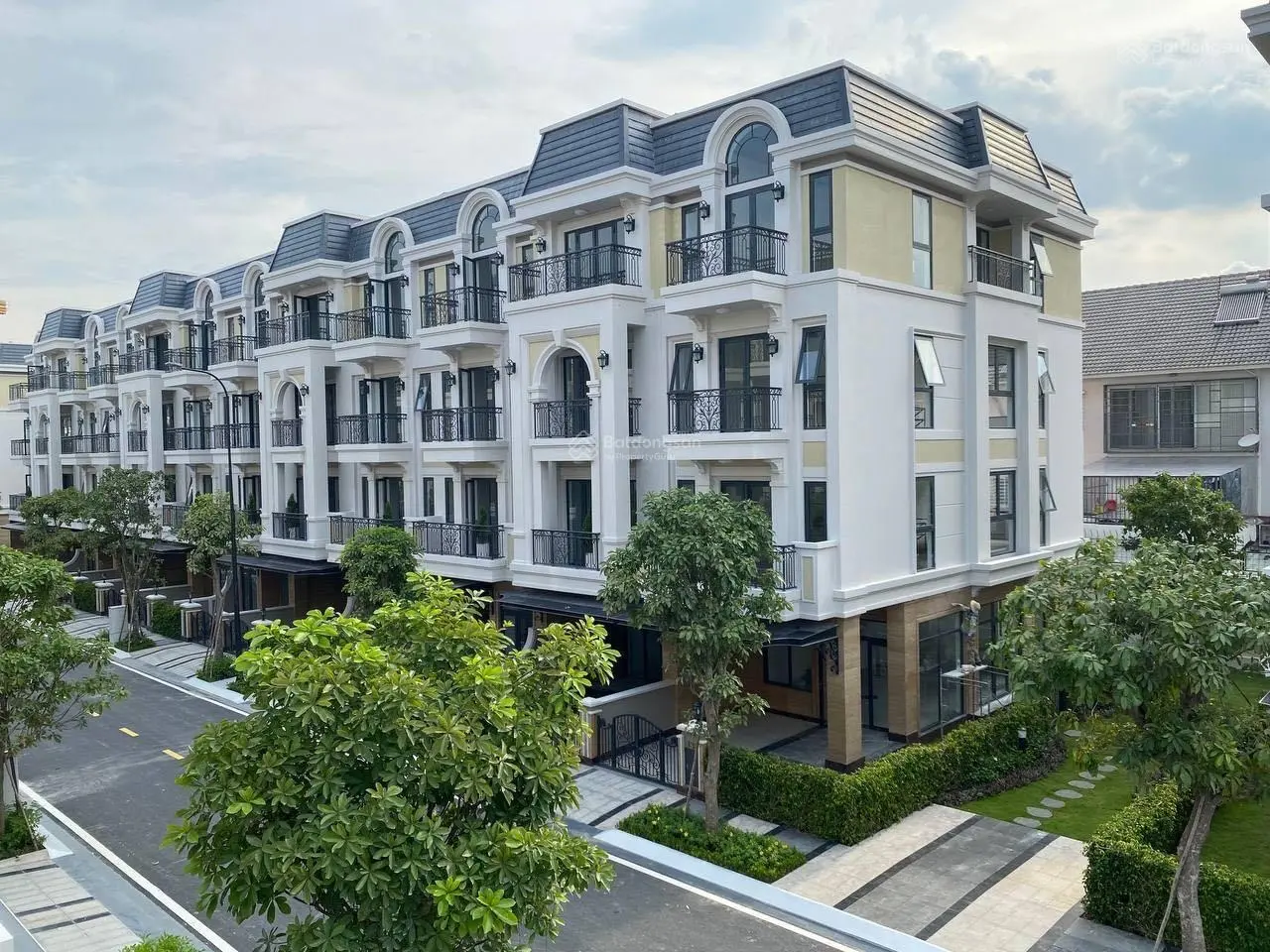 Nhà Phố Classia căn Góc .Giá 23 tỷ DT 135m2 ký mua trực tiếp CĐT Khang Điền.Chiết khấu 3,1tỷ