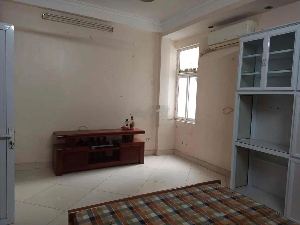 Bán nhà Đội Cấn, Ba Đình, 49m, 4ngủ, Nhà đẹp, 30m ra phố, Ngõ thoáng