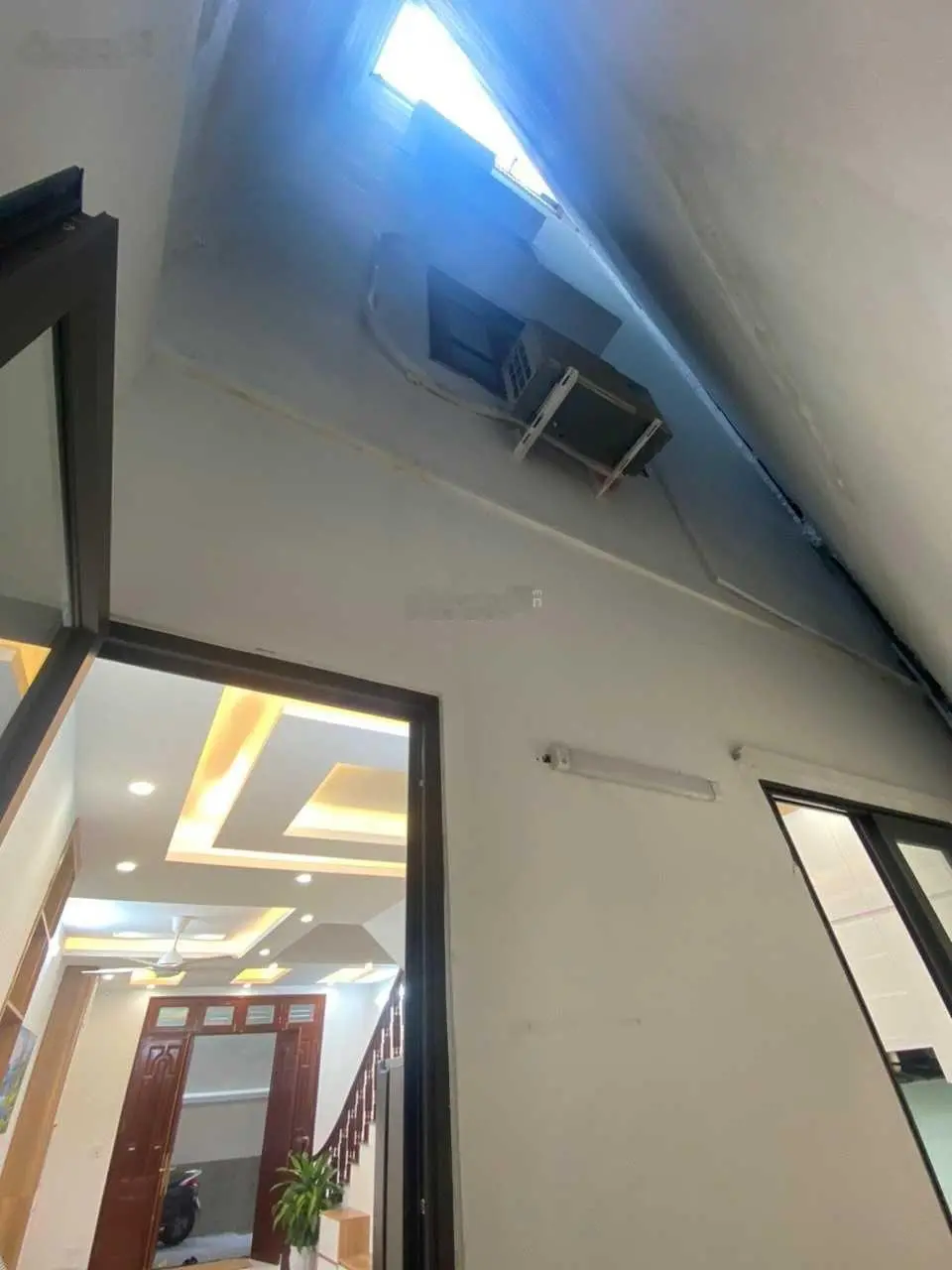 1 căn Duy nhất tại Đường Nguyễn Hoàng 50m2 - Lô Góc - Khu dân trí cao - gần chợ - nhà Mới - 8 tỷ