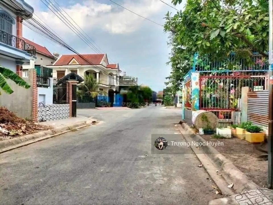 Bán đất đẹp Đường Nguyễn Huệ, Phường 9, gần VinCom Plaza Thành Phố Sóc Trăng 120m2 giá 550triệu SHR