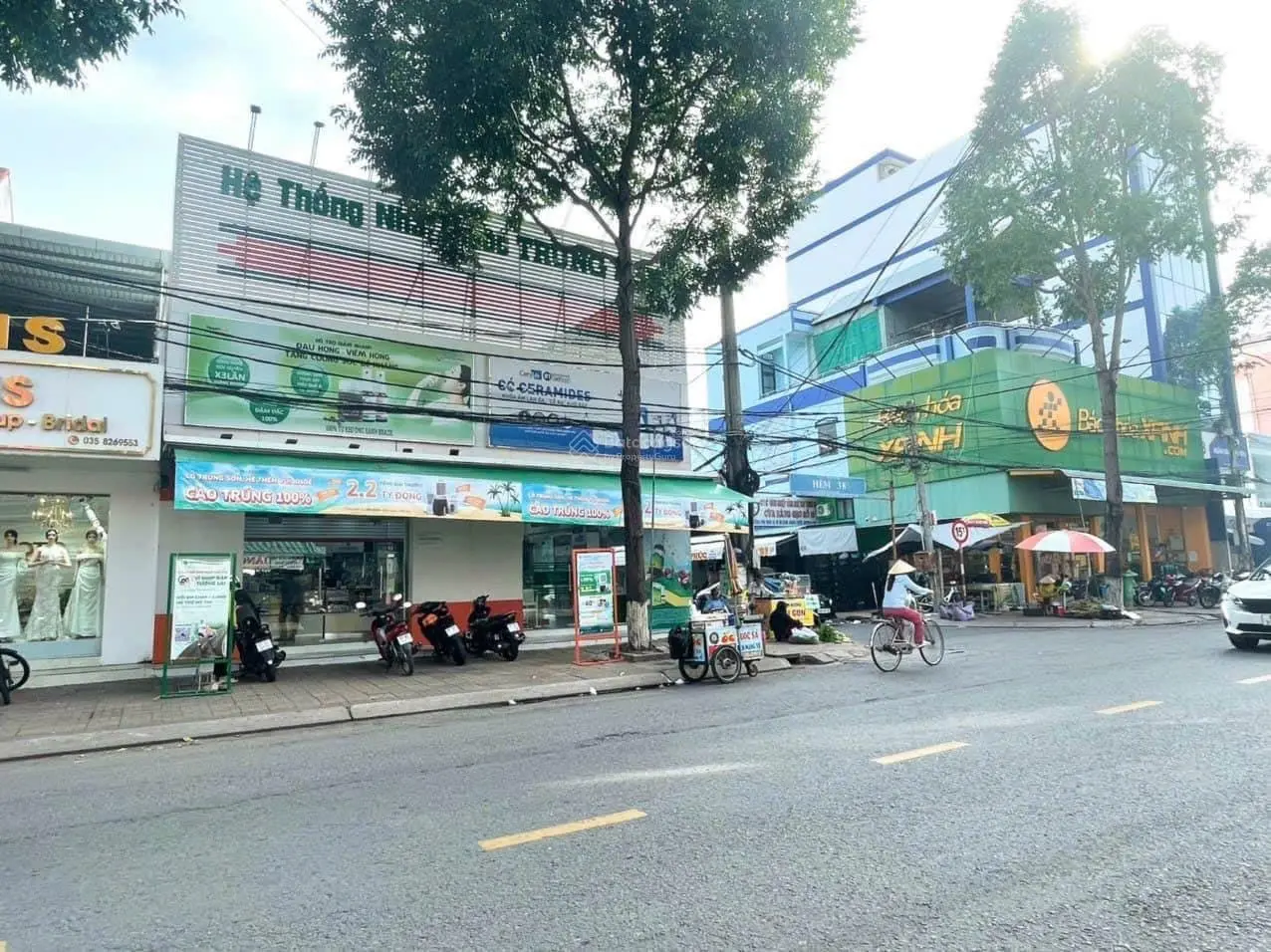 Bán nhà góc 2 mặt tiền Trần Việt Châu, gần chợ Trần Việt Châu