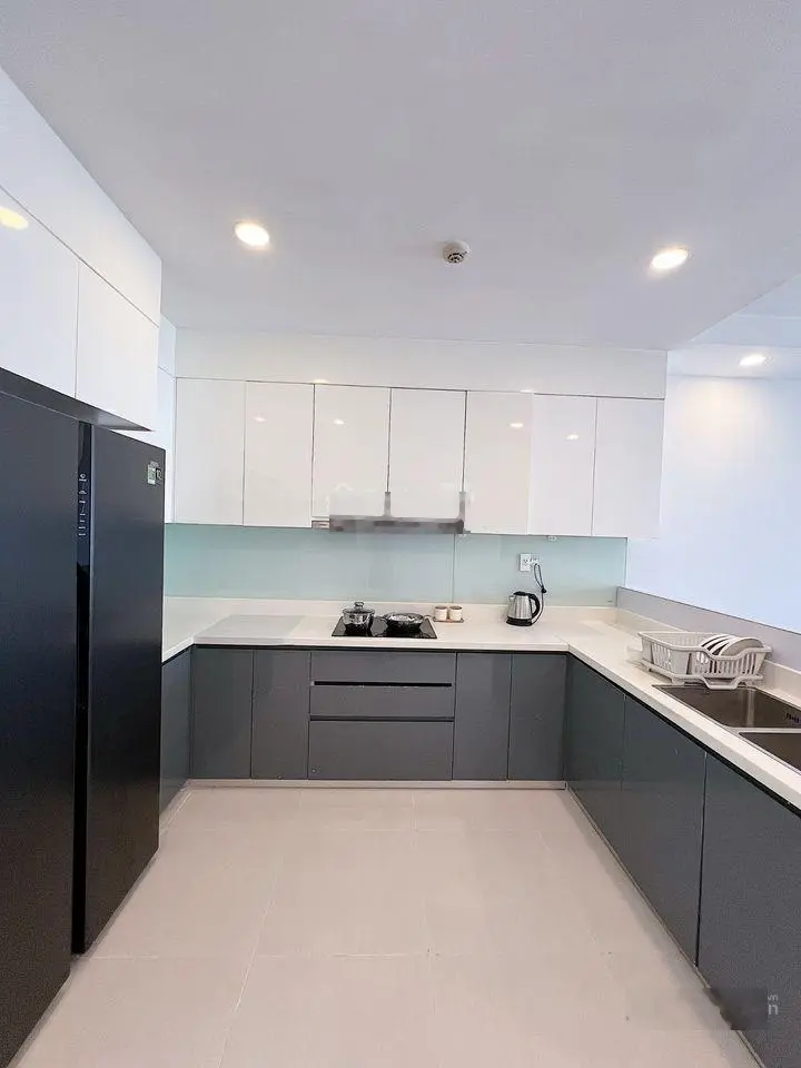 Chính Chủ Bán Căn Hộ Lavita Garden Thủ Đức. Giá 1 tỷ 750 - DT 71m2 Sổ Hồng Riêng, Full Nội Thất
