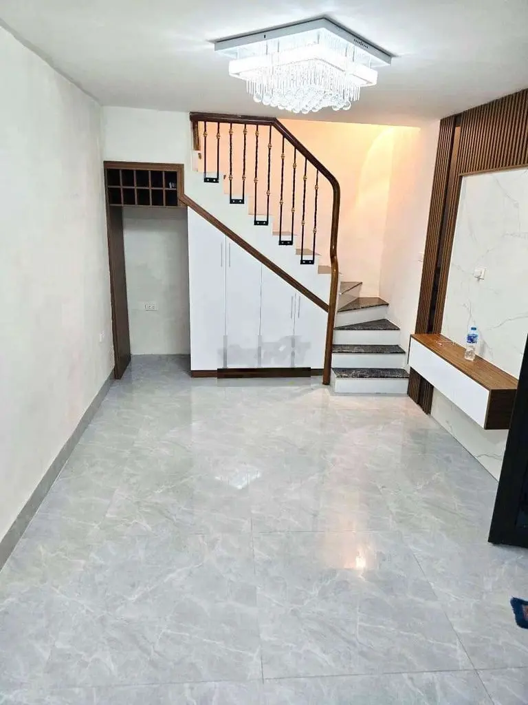 Bán nhà Văn Chương, 25m 5 tầng, lô góc 3 thoáng, full NT