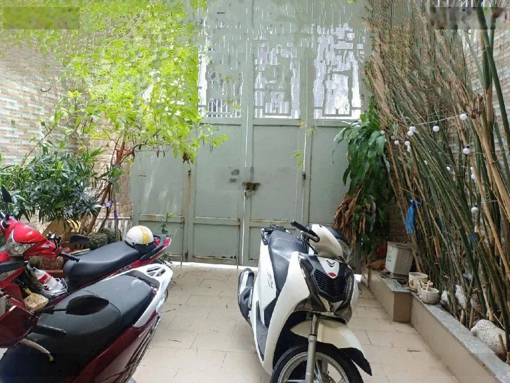 Bán Nhà 3 Tầng, diện tích 100m2, Hẻm Xe Hơi Tránh, Tăng Nhơn Phú A, Quận 9, chỉ 7.2 Tỷ.