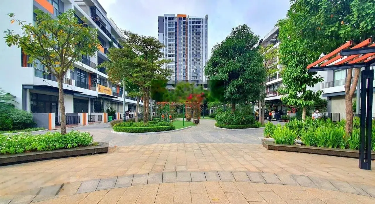 Bán căn góc đầu hồi 2 mặt tiền 94,6m2 xây 5 tầng làm full nội thất - Bình Minh Garden 93 Đức Giang
