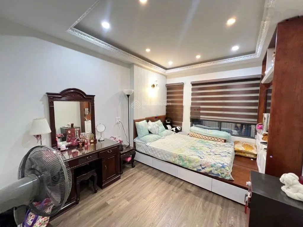 Nhà TT Ba Đình phân lô quân đội - Thang máy - gara - Ngõ thông - khu vực vip - an sinh tuyệt vời