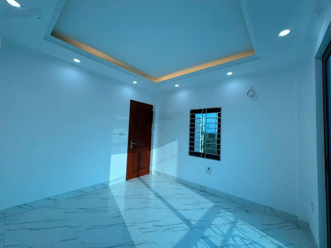 Hàng hiếm! Duy nhất 1 em căn góc Yên Nghĩa. Ô tô ngủ trong nhà - giá cực hấp dẫn