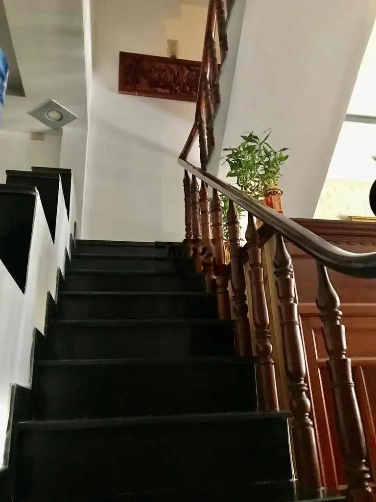 Nhà Sổ Riêng HT13 Đúc 3 tầng đường nhựa 6m