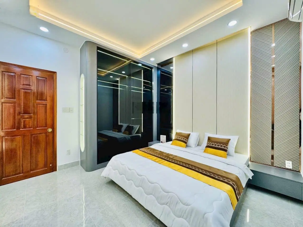 Mua nhanh bán nhanh nhà hoa lan, p7, phú nhuận giá 3.1 tỷ/58m2 shr đang cho thuê
