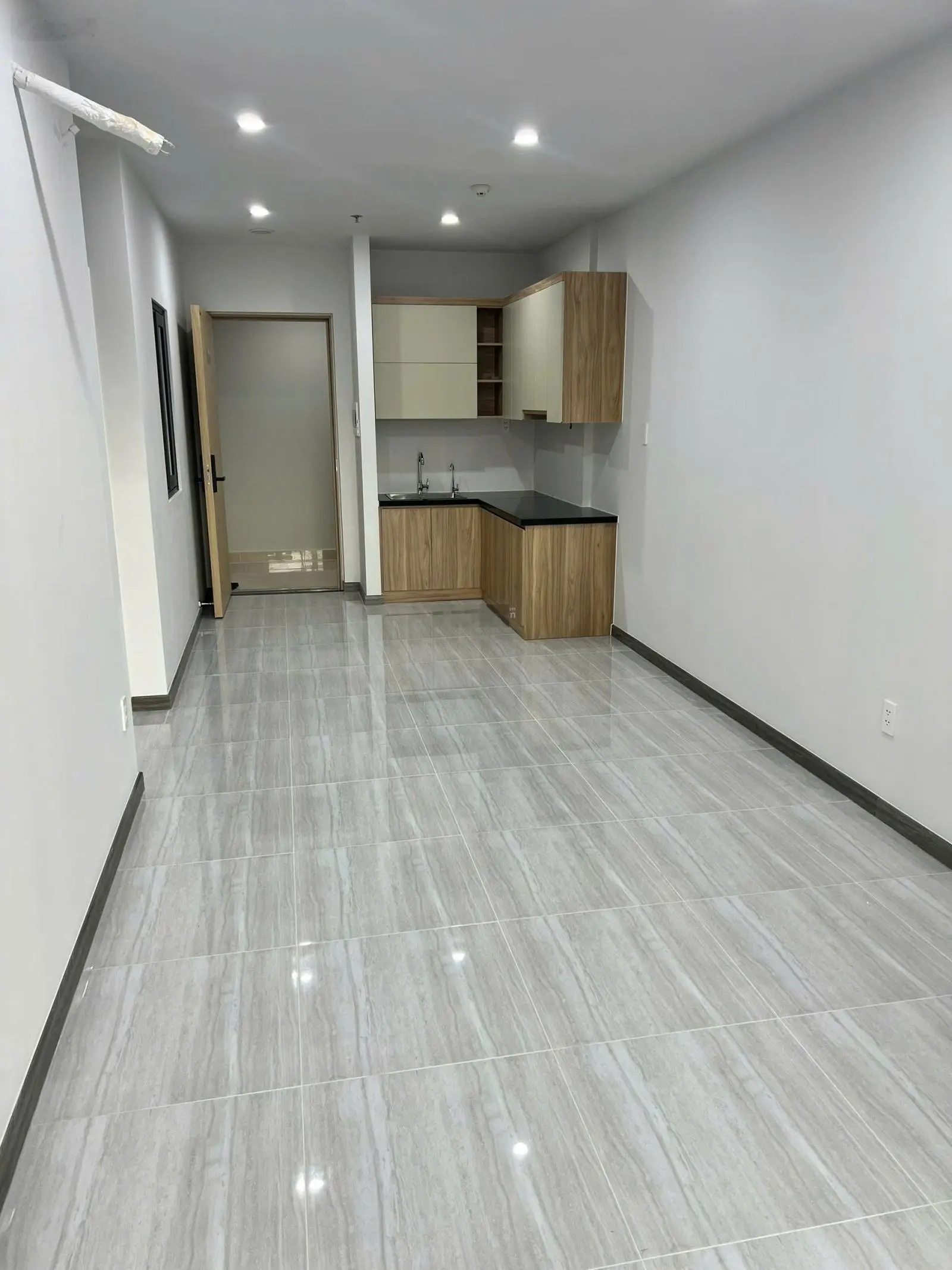 Cắt lỗ 150tr căn 2PN Bcons Polygon, LH 0907 035 ***
