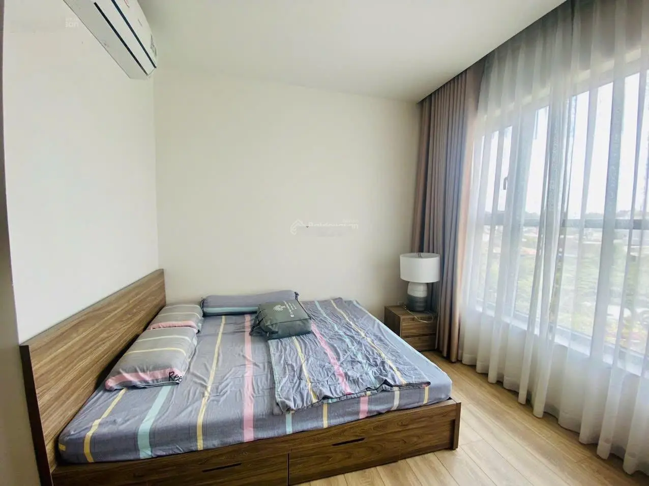 Cần tiền đi nước ngoài bán gấp căn 2PN2WC Full NT, sẵn hợp đồng thuê, giá tốt cho khách thiện chí