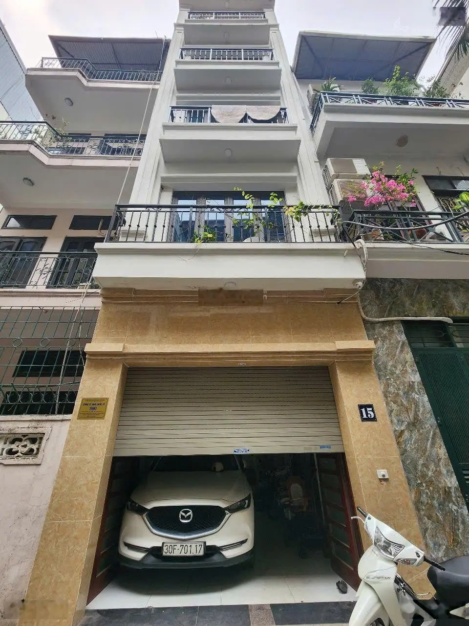 Nhà 6 tầng thang máy, 2 mặt ngõ phân lô ô tô vào nhà.giá 18,2 tỷ. CÙ CHÍNH LAN, KHƯƠNG MAI, TX,HN