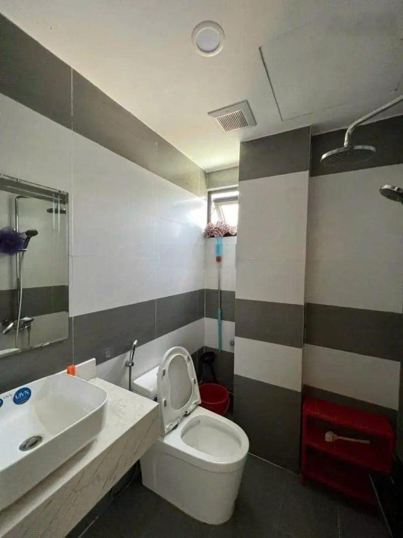 Bán nhanh căn hộ 7 tầng khu phố Tây đi bộ An Thượng 5 MT đường 5m5