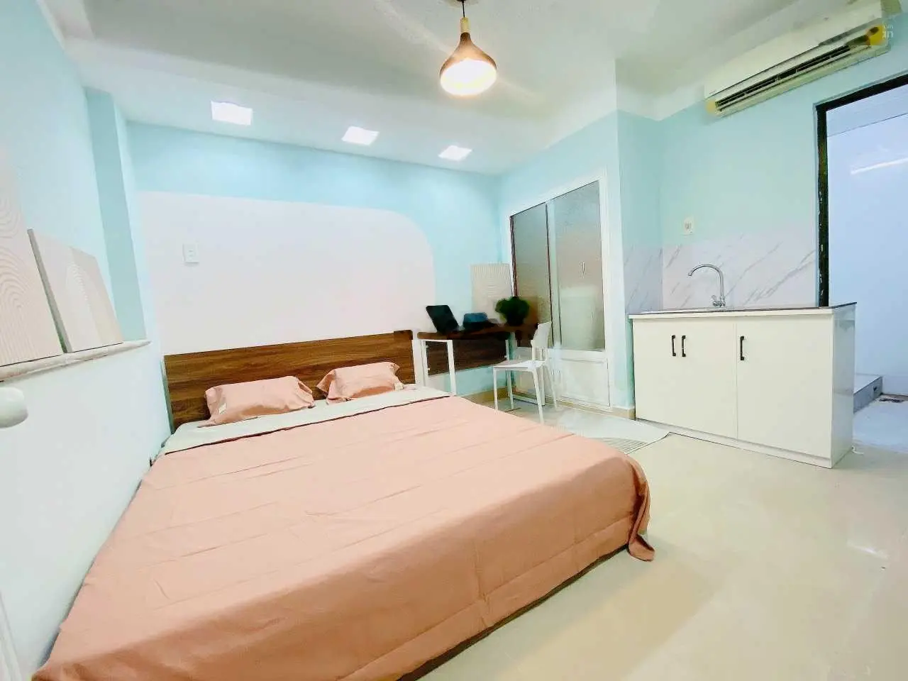Rất cần tiền hạ 5 tỷ, bán nhà MT Lý Chính Thắng, DT: 5.5*22m KC: 7 tầng HĐT: 80tr/tháng giá 37tỷ