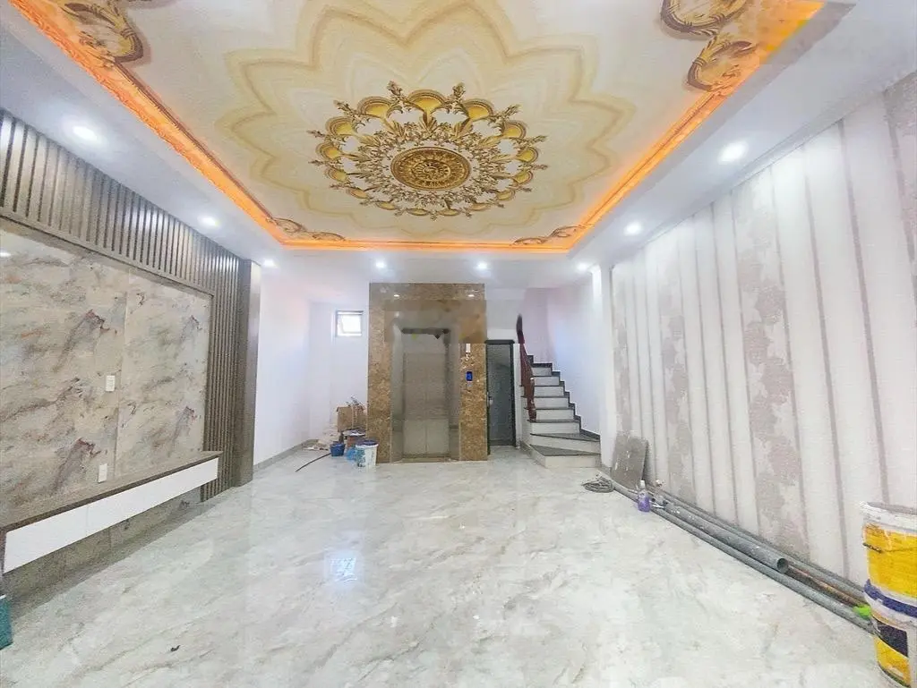 Vạn bảo 6 tầng thang máy - thoáng trước sau - ngõ thông
