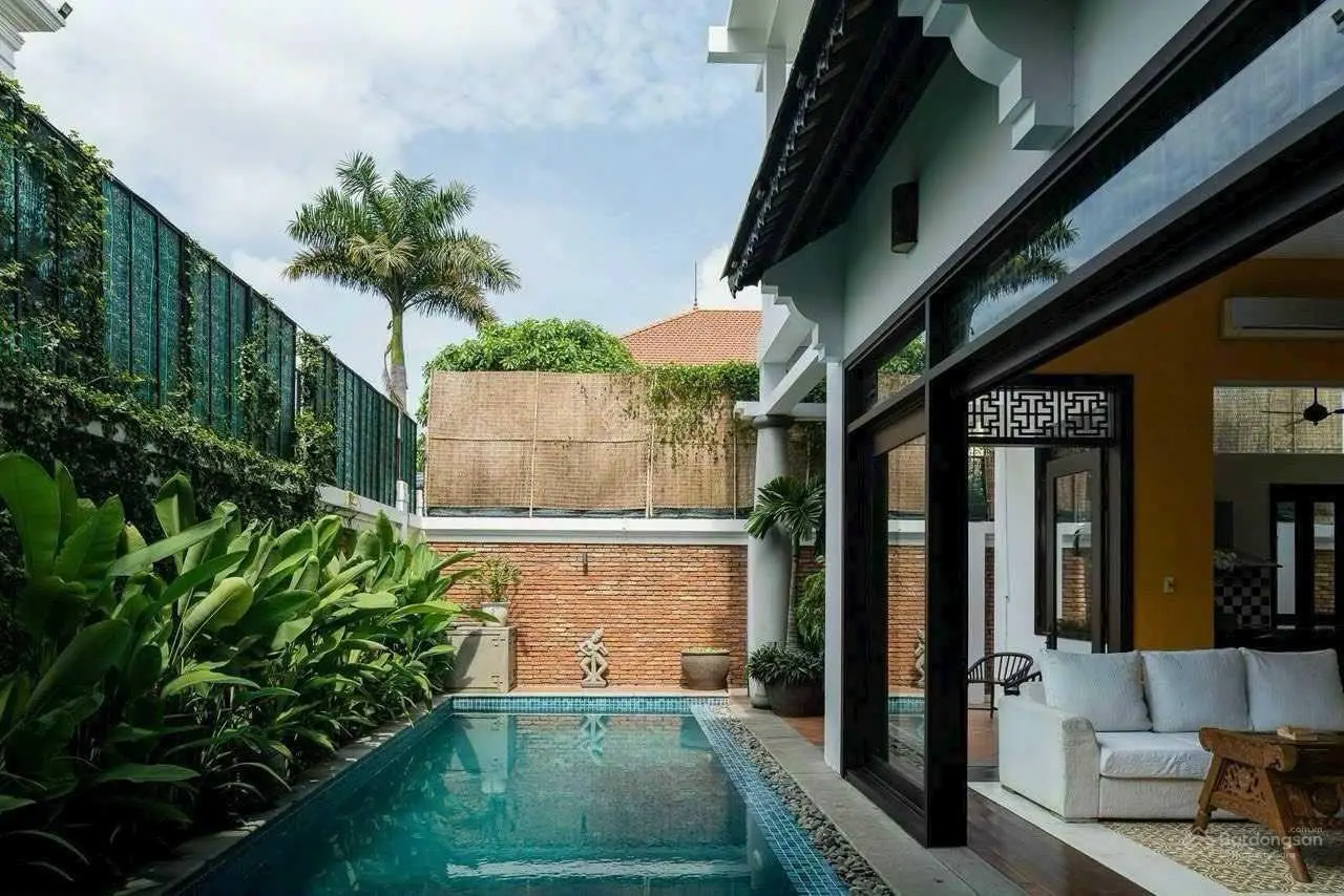 Biệt thự đẹp - Thảo Điền - 500m2 - 3 tầng - chỉ 93 tỷ TL