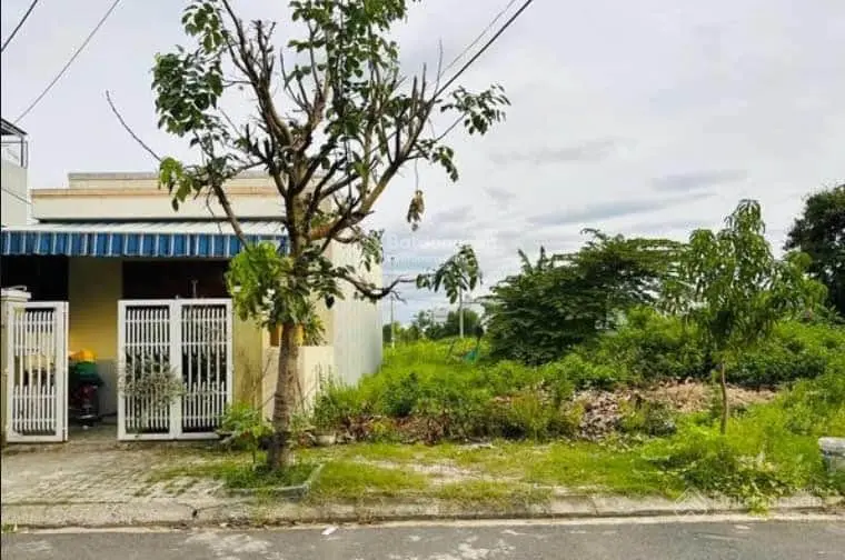 Cần bán gấp lô đất vị trí đắc địa 120m2/600tr, Phường 3, Tây Ninh, cách Coop Mart Tây Ninh 1km