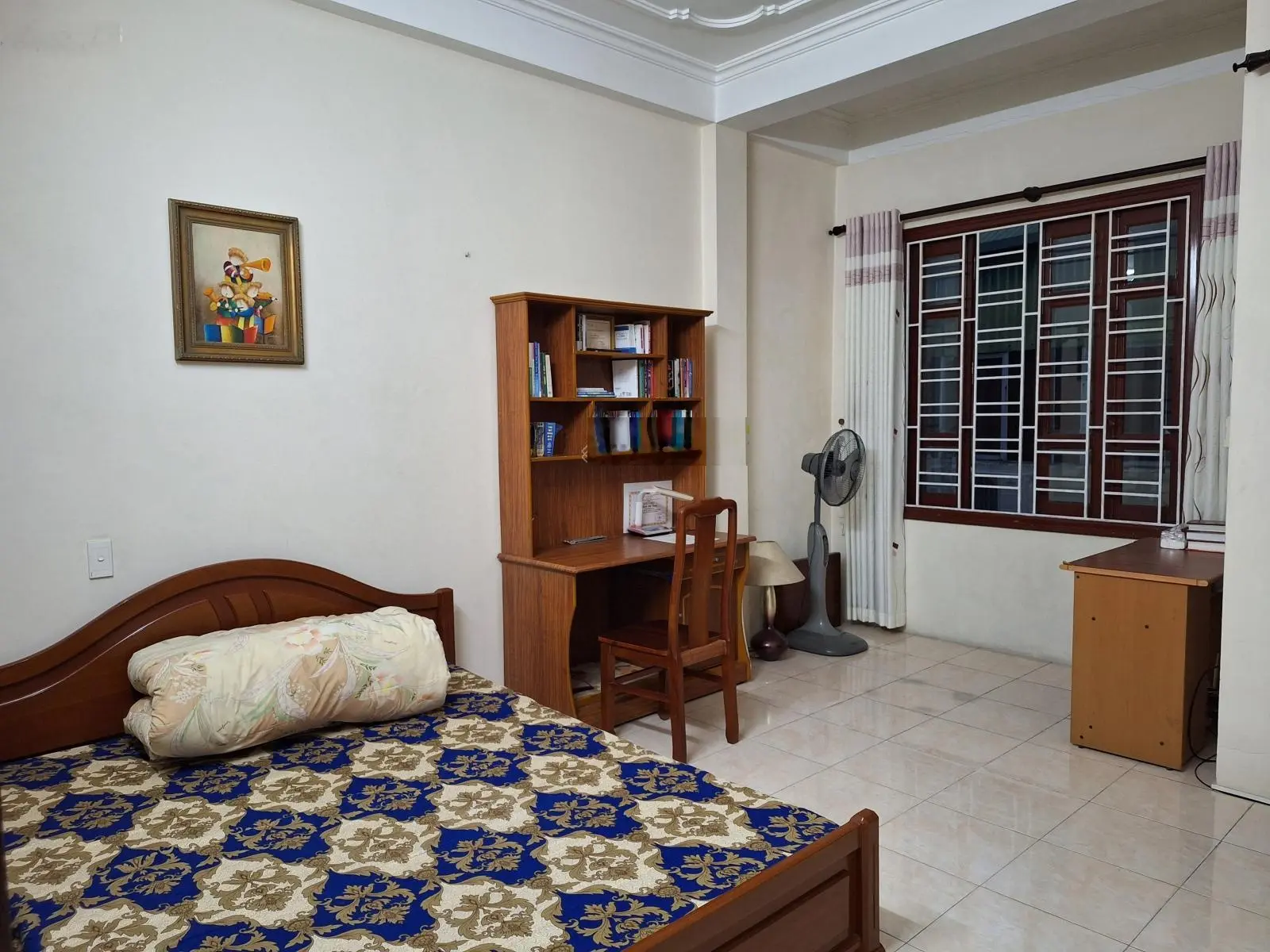 Hiếm! Dân xây! Ngõ thông ô tô 7 chỗ, 3 nhà ra phố Hồng Tiến Bồ Đề, 45m2 xây 4 tầng full nội thất