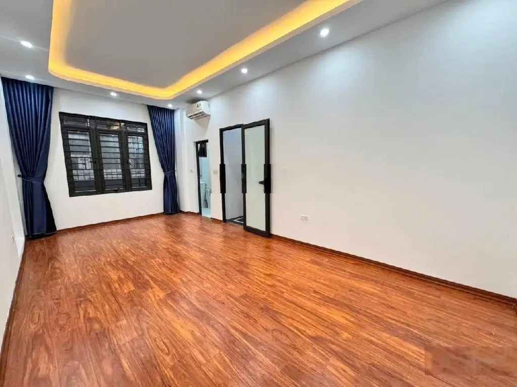 Tô Hiệu! Cầu Giấy, 1 nhà ra phố, full nội thất, hiếm nhà bán, xem là thích!
