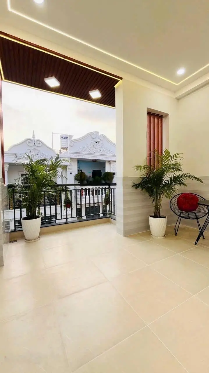 Nhà phố hiện đại 4m x 15m. 1 lửng 3 lầu Full nội thất. Hẻm nhựa 7m Đường Lâm Thị Hố