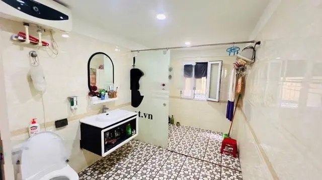 Mặt phố ngọc khánh-dt60m-5tầng-mt6m-30tỷ-mặt tiền quyền lực-lô góc 2 thoáng-vỉa hè đá bóng