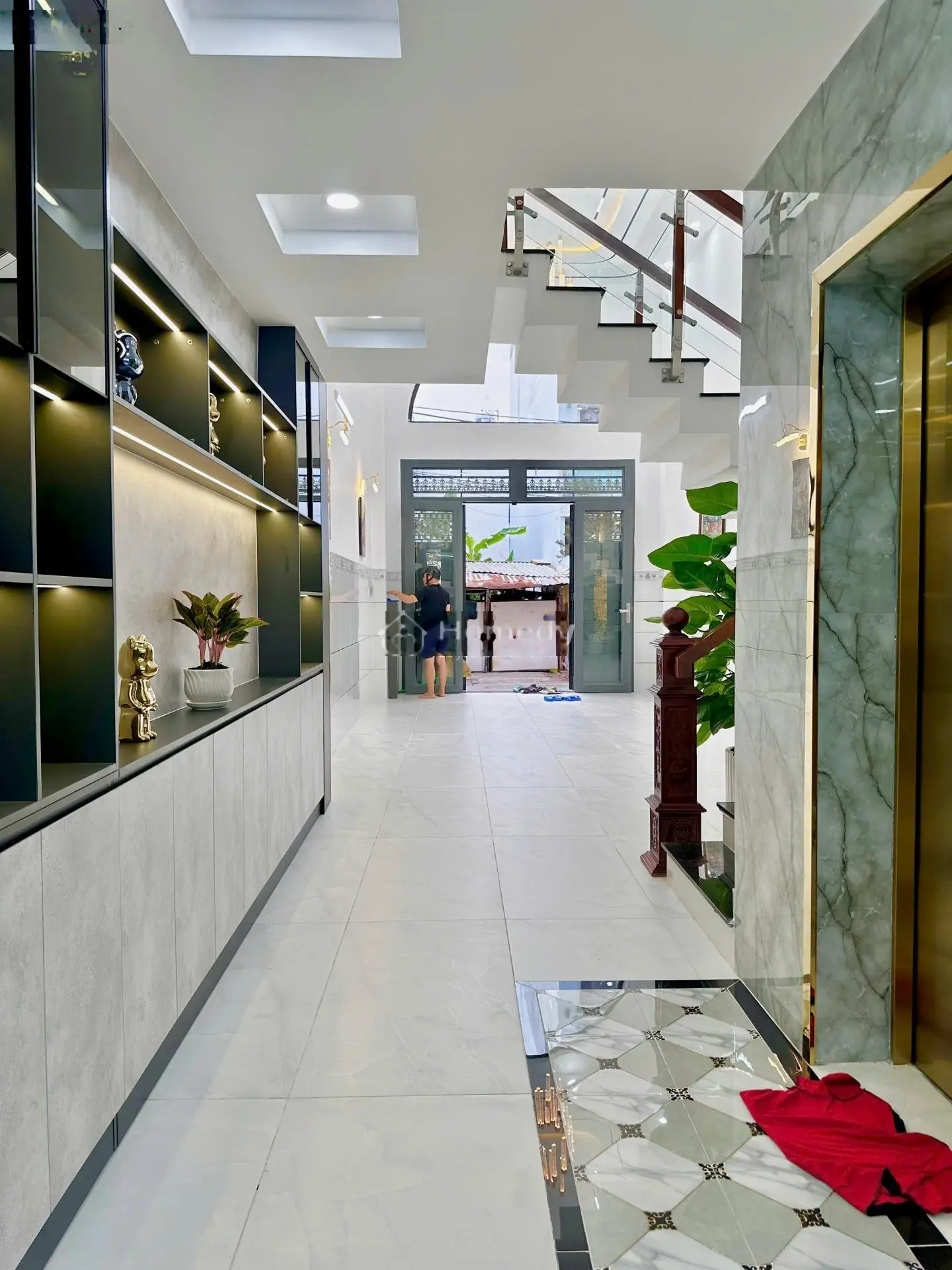 Gấp Bán,Nhà Mới,Đường Hương Lộ 2,Bình Tân - 5 Tầng - 74m2 - Hẻm 8m,7,85 Tỷ TL