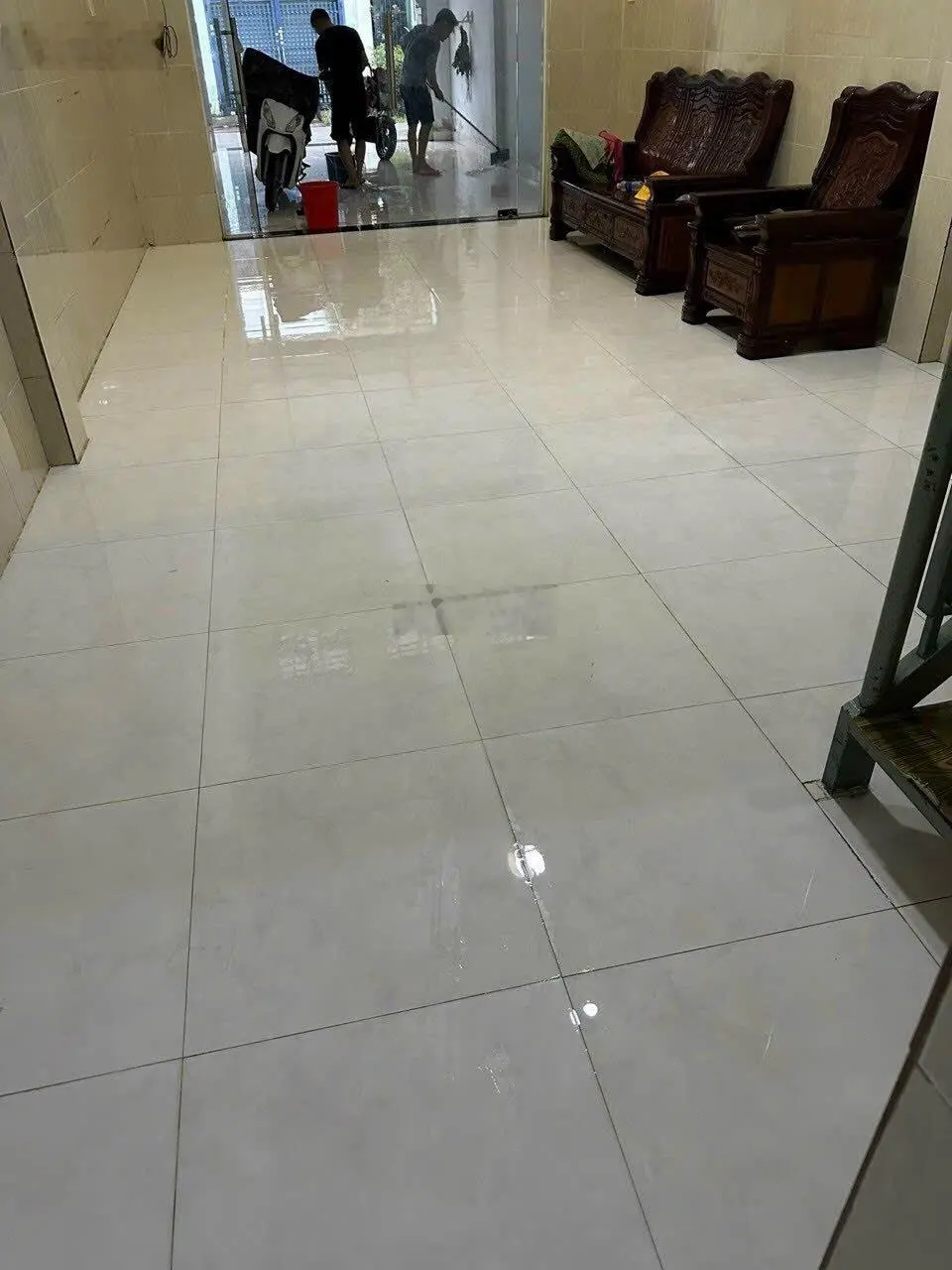 Cần bán nhà sổ hồng riêng Phường Bình Hưng Hoà B, Quận Bình Tân. Cách đường Bình Thành 100 m