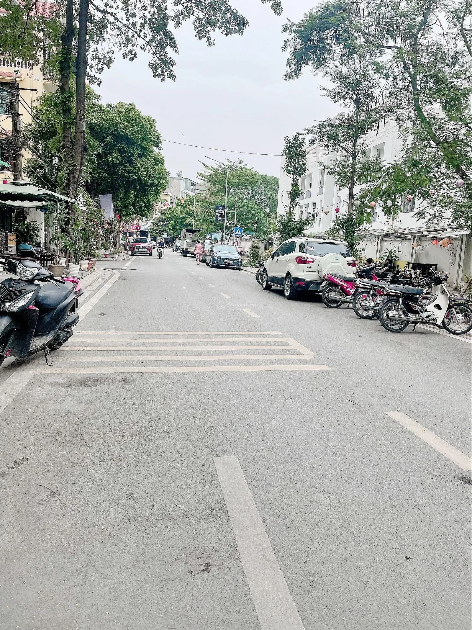 BẮC TỪ LIÊM , 60m2 , mt 5,2m . Đủ tiêu chí cho các Sếp xây CCmini . Giá thương lượng . Mời các Sếp