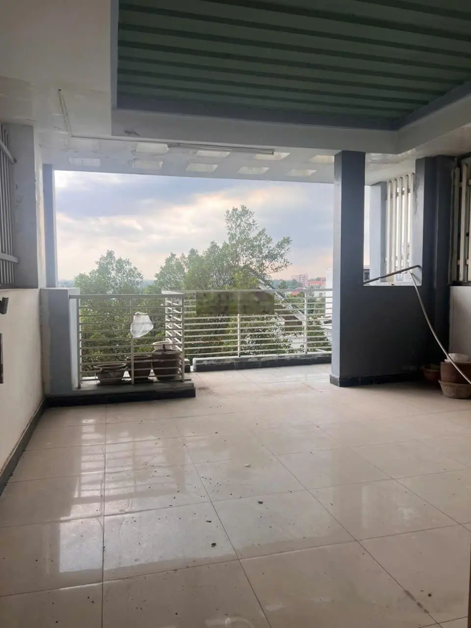 Bán gấp nhà 4 tầng ngay siêu thị Aeon Bình Dương ,giá cực rẻ