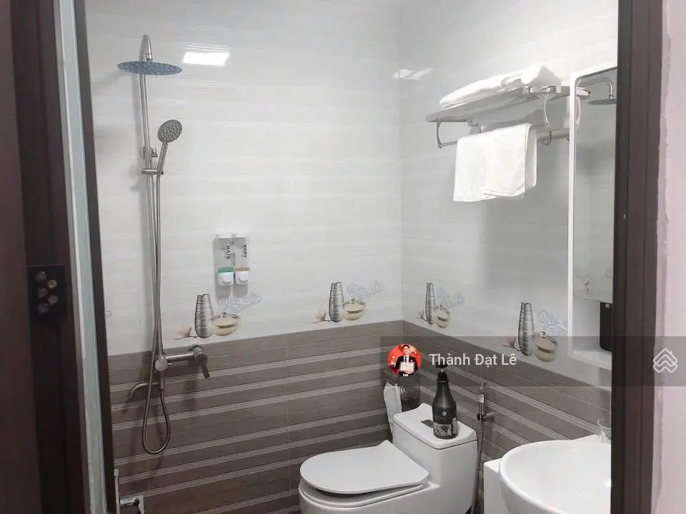 Chính chủ Bán khách sạn 6 Tầng 15 phòng 106m2 Tại khu đô thị Nam Ga, gần Bến xe Bãi Cháy, Hạ Long