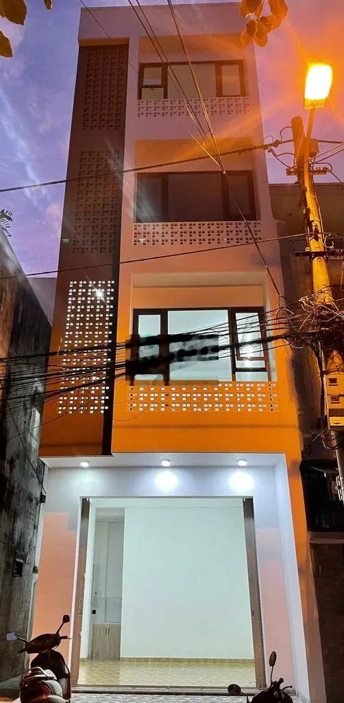 Chính chủ Bán Toà Căn Hộ Hải Châu 85.5m2 Đất, 7 phòng, doanh thu 45Tr