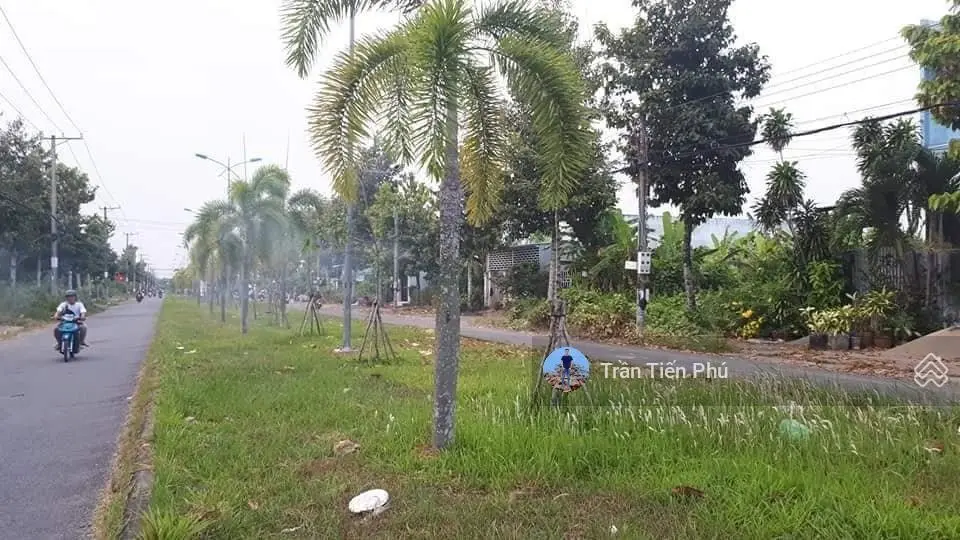 Bán đất giá rẻ tại Đ. Phong Thới, TT Vũng Liêm, Vũng Liêm, Vĩnh Long. 120m2, sổ sẵn, LH: 0934 022 ***