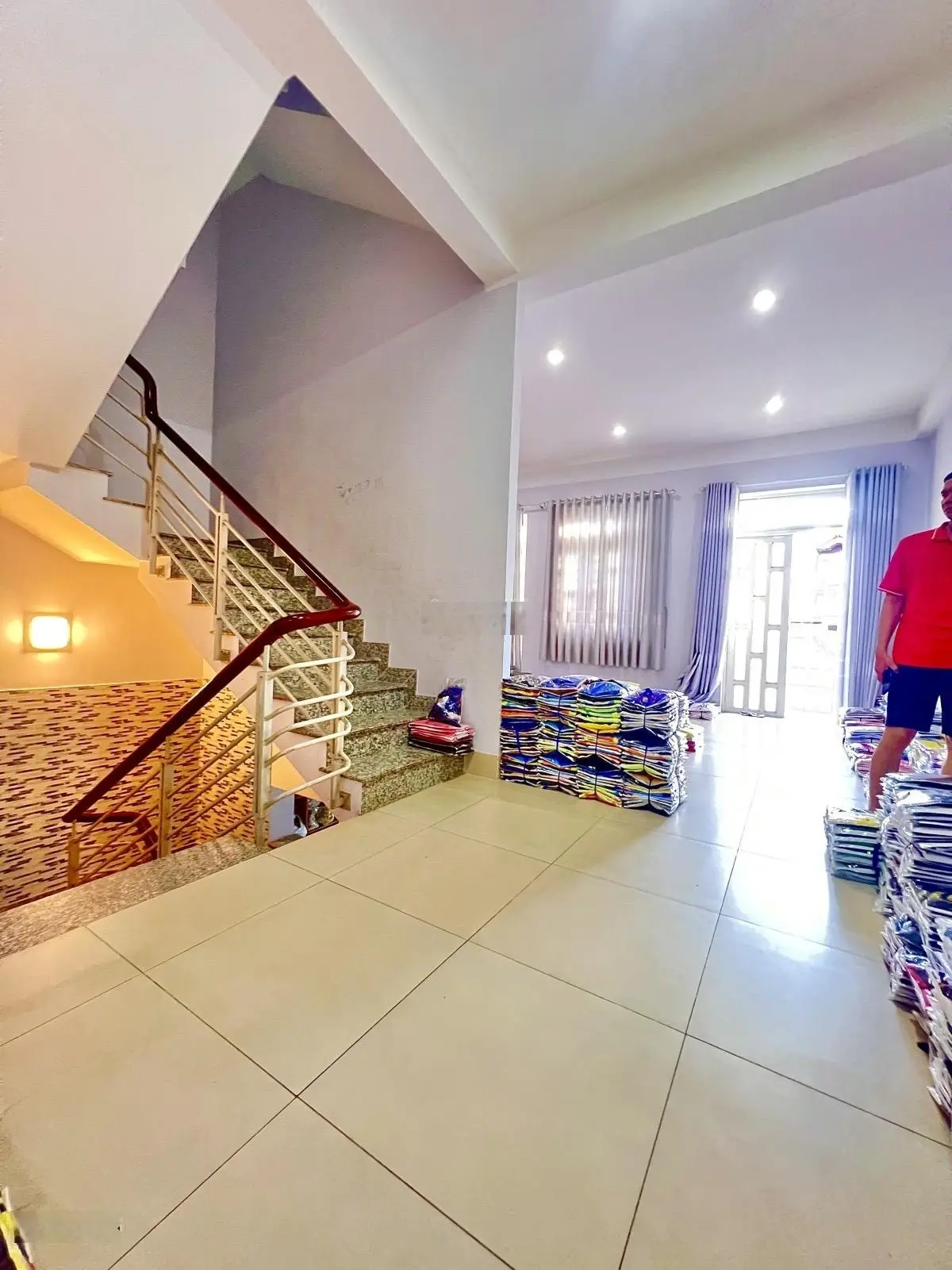 Bán căn nhà 5 tầng Trịnh Đình Trọng, Tân Phú, 100m2 ngang lớn 6m, hẻm ô tô kinh doanh