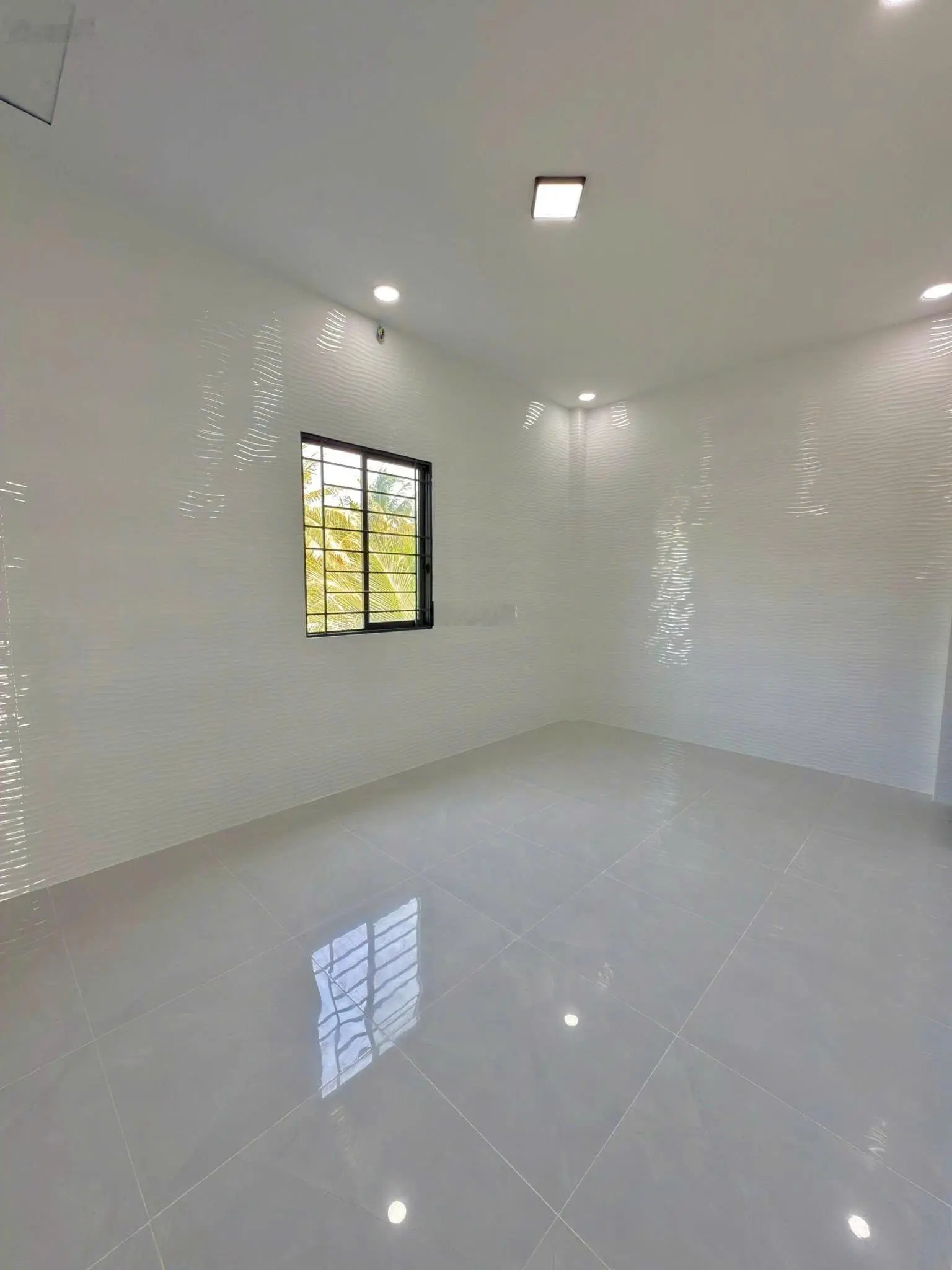 Chủ bán nhà 2 lầu mới hoàn thiện, chỉ 800tr, đã giảm 200 triệu, tặng nội thất 50 triệu