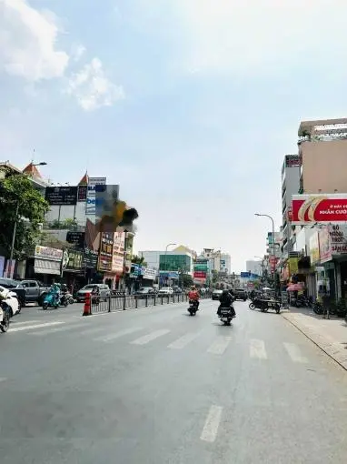 Bán nhà mặt tiền Bạch Đằng, Bình Thạnh (330m2) Ngang 15m - GPXD Hầm 7 Tầng - Chỉ 55 Tỷ