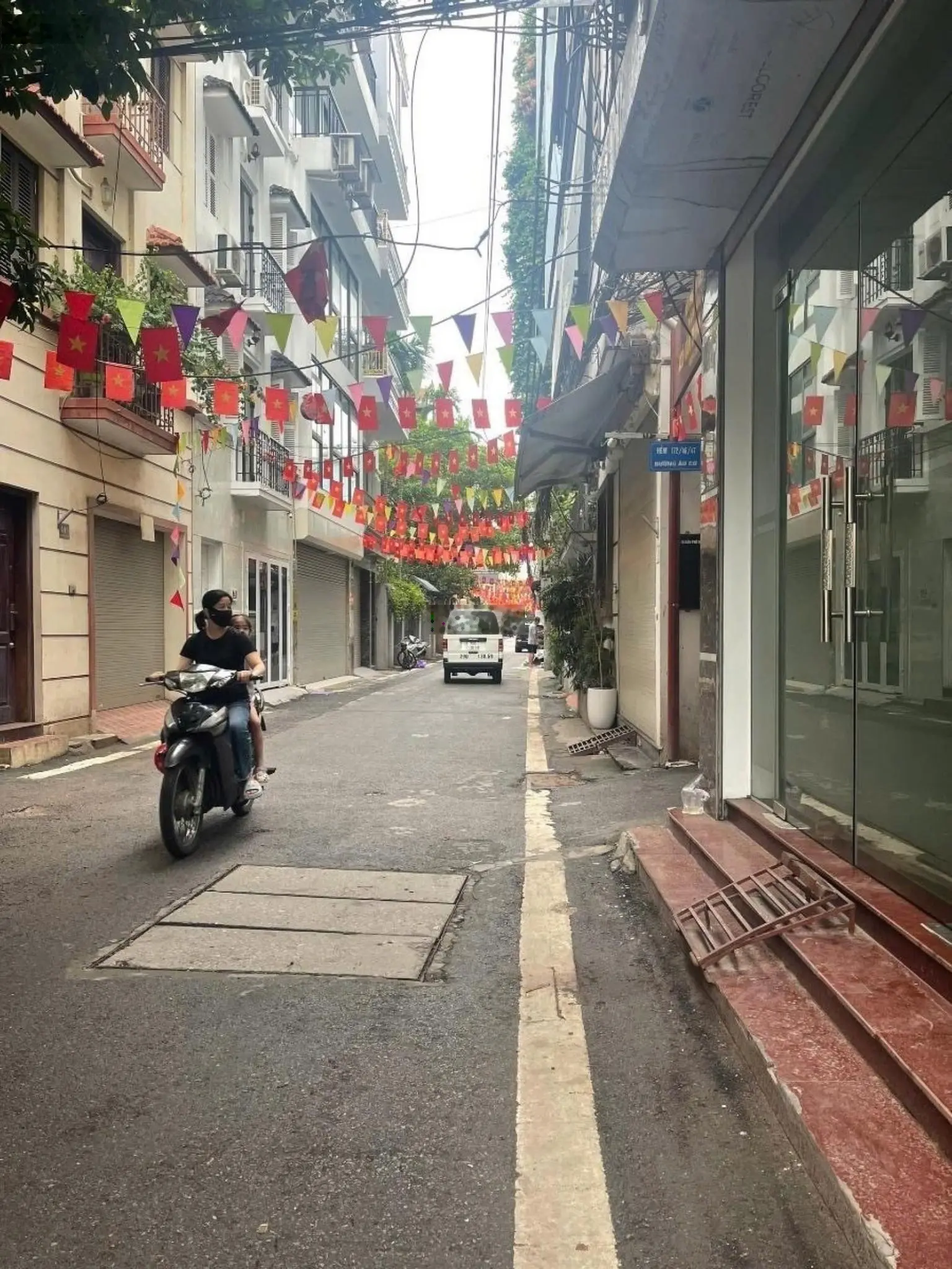 BÁN ĐẤT ĐẸP TÂY HỒ 68M2 , Ô TÔ TRÁNH - KINH DOANH - NGÕ THÔNG - ĐẸP KHÔNG CẦN MÔ TẢ.