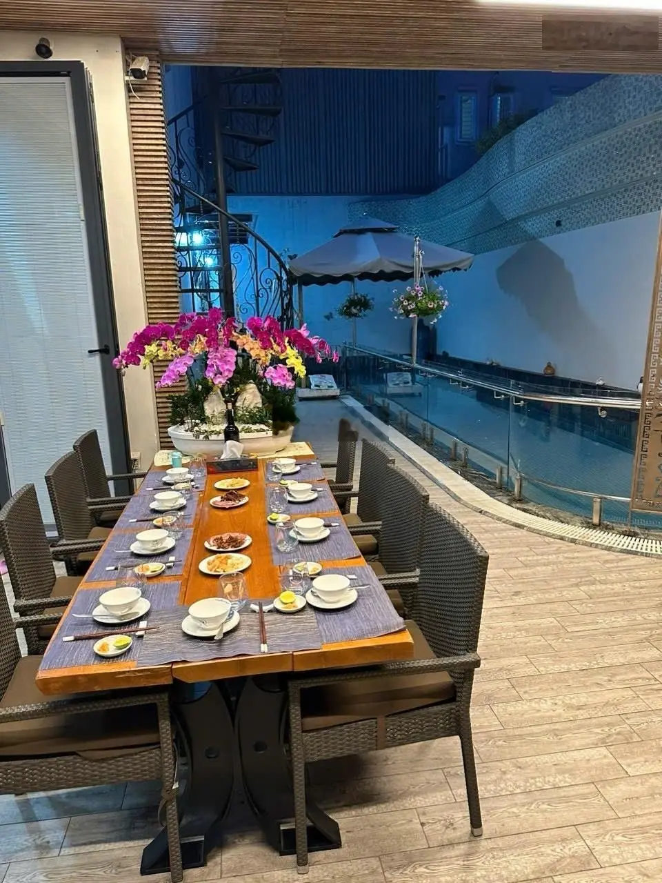 Biệt thự đẳng cấp thượng lưu, khu bên sông Hiệp Bình Chánh, 114m2 x 5 tầng, có gara ô tô. 16.5 tỷ.