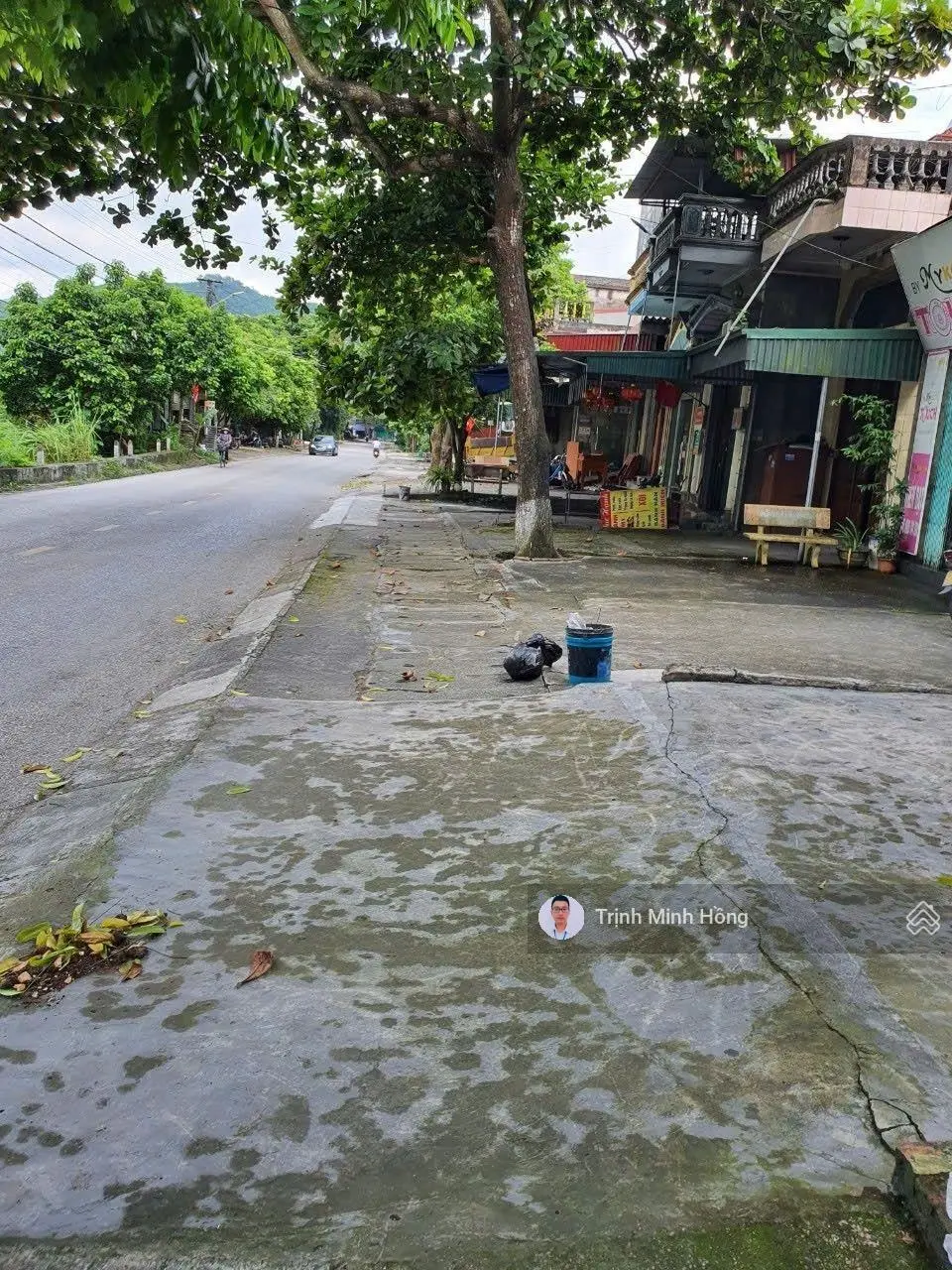 Bán nhà trục chính phường Vàng Danh. 210m thổ cư 200m. Sẵn nhà ở ngay. Mặt đường nhựa sẵn sổ đỏ