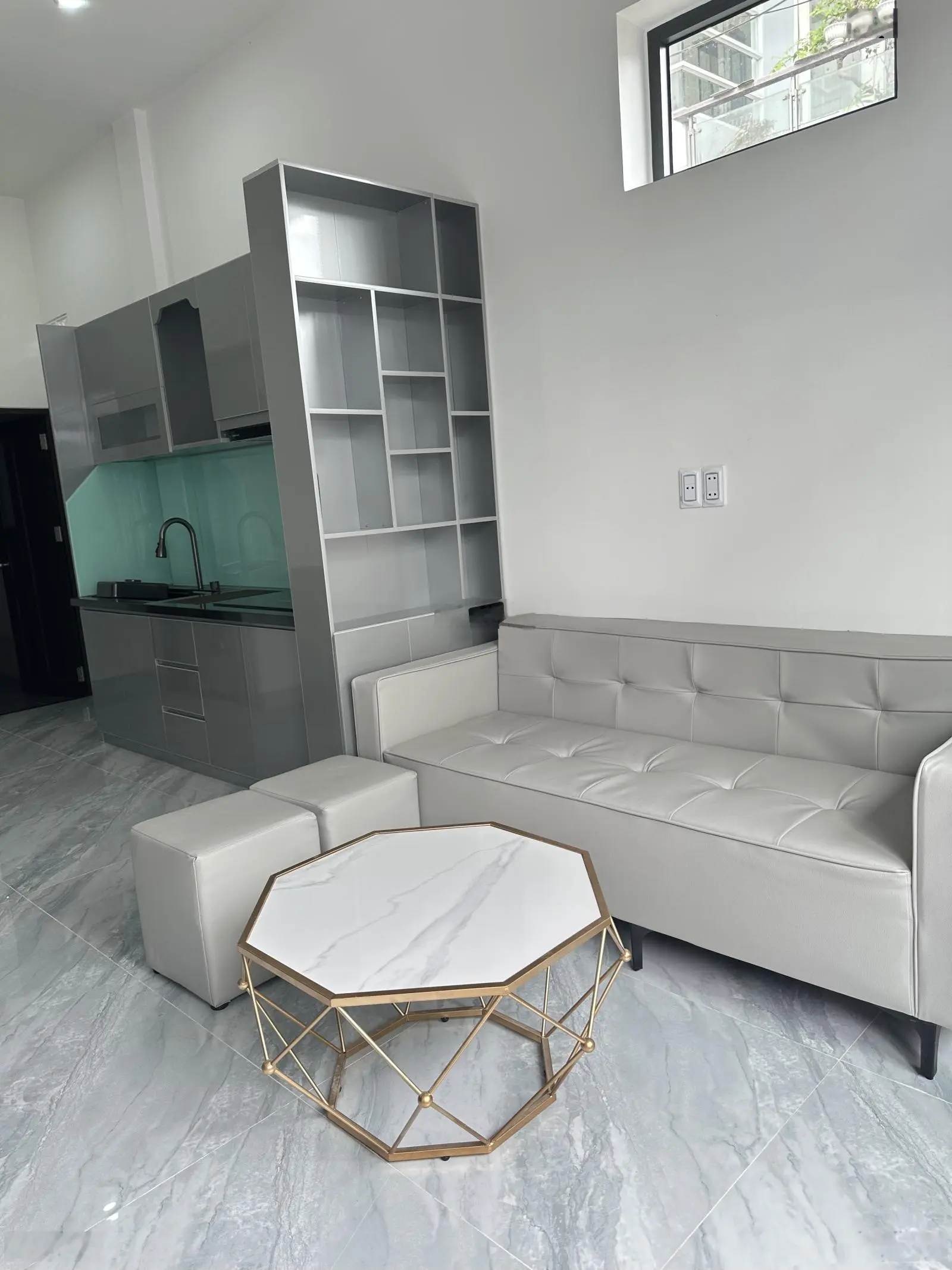Nhà 2 tầng đẹp vừa mới hoàn thiện, full nội thất - kiệt oto hà huy tập 3,x tỷ - hoà khê - thanh khê
