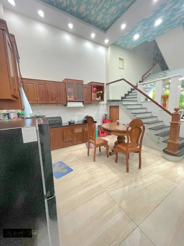 Mặt tiền kinh doanh khu Tên Lửa - giáp Q6 - 5*18 - 4 tầng - 4PN - giá 16.9 tỷ TL
